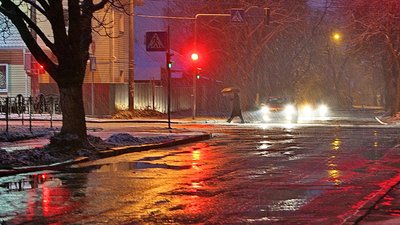 Якщо скасувати перехід на зимовий час, у найкоротші дні грудня у Києві світанок розпочинатиметься майже о 9 ранку Якщо скасувати перехід на зимовий час, у найкоротші дні грудня у Києві світанок розпочинатиметься майже о 9 ранку
