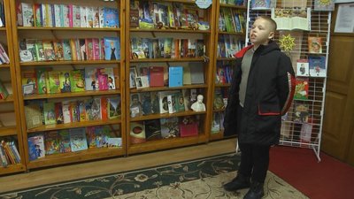 Різдвяний експромт: у сільській бібліотеці на Волині колядували читачі Різдвяний експромт: у сільській бібліотеці на Волині колядували читачі