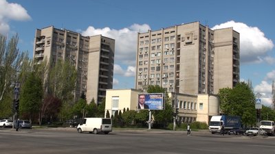 Мешканці будинку у Запоріжжі скаржаться на керуючу компанію