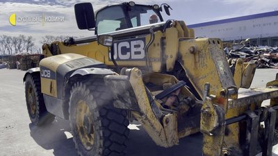 “Прийшов “руській мир” та ми принесемо добро” — як рятувальники розгрібають завали складу у Броварах “Прийшов “руській мир” та ми принесемо добро” — як рятувальники розгрібають завали складу у Броварах