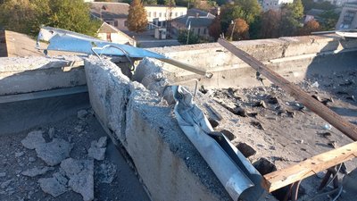 Армія РФ обстріляла Нікопольський район Дніпропетровщини з артилерії: поранена жінка