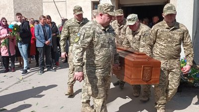 Похорон в Домі печалі, 9 квітня, 2024 Похорон в Домі печалі, 9 квітня, 2024