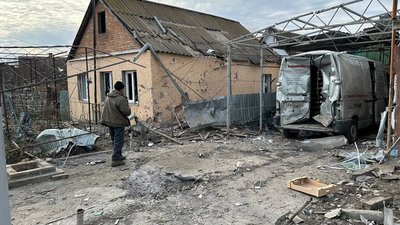 Поранені в Нікополі, порушення під час свят, 5 днів після ракетної атаки. Головні новини Дніпра та області 2 січня