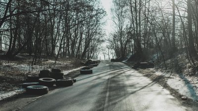 За 100 днів війни в Україні було зруйновано 24 тисячі км доріг та 300 мостів — Укравтодор