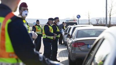 Словенія запровадила комендантську годину та оголосила епідемію
