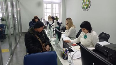 Субсидії, пільги та страховики: на Сумщині Пенсійний фонд виконує нові функції