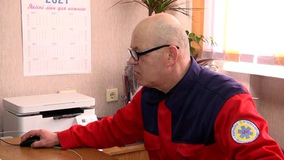 На Житомирщині частіше викликали швидку допомогу – через нерозчищені дороги доїхати змогли не всюди На Житомирщині частіше викликали швидку допомогу – через нерозчищені дороги доїхати змогли не всюди