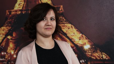 "Народжувала під час штурму лікарні в Маріуполі". Історія сім'ї Савосіних, які виїхали з окупації у Чернівці "Народжувала під час штурму лікарні в Маріуполі". Історія сім'ї Савосіних, які виїхали з окупації у Чернівці