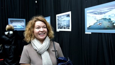 Айсберги, сніжні гори та тваринний світ: в Одесі відкрили виставку присвячену Антарктиді Айсберги, сніжні гори та тваринний світ: в Одесі відкрили виставку присвячену Антарктиді
