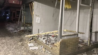 Демонтаж кіосків на "Барабашово" у Харкові Демонтаж кіосків на "Барабашово" у Харкові