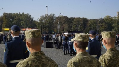 В Харкові прощаються із загиблими в катастрофі Ан-26. Онлайн-трансляція В Харкові прощаються із загиблими в катастрофі Ан-26. Онлайн-трансляція