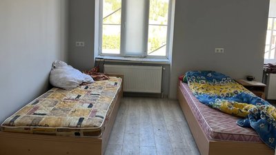 У селі Пилипець на Закарпатті ремонтують шелтер для переселенців У селі Пилипець на Закарпатті ремонтують шелтер для переселенців
