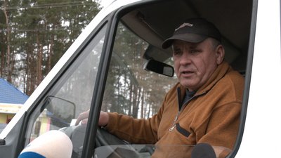 Зібрали мільйон: у селі на Рівненщині люди самі "поремонтували" дорогу Зібрали мільйон: у селі на Рівненщині люди самі "поремонтували" дорогу