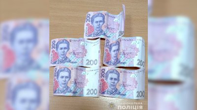 Надув 0,49 проміле: на Рівненщині водій хотів відкупитись тисячею гривень – поліція Надув 0,49 проміле: на Рівненщині водій хотів відкупитись тисячею гривень – поліція