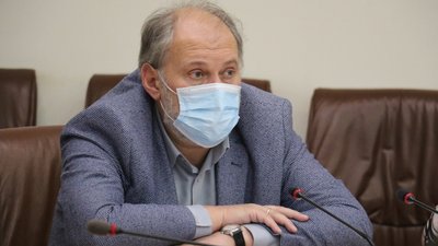 Через ситуацію з COVID-19 житомирським школярам продовжили канікули Через ситуацію з COVID-19 житомирським школярам продовжили канікули