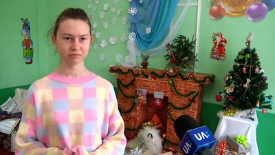 На Житомирщині учні Райківської гімназії передали продукти харчування бездомним На Житомирщині учні Райківської гімназії передали продукти харчування бездомним