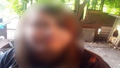 На Запоріжжі затримали дівчину, яка знущалася над тваринами На Запоріжжі затримали дівчину, яка знущалася над тваринами