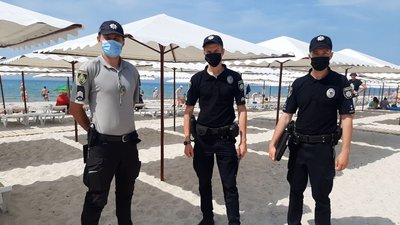 На узбережжях морів Херсонщини відкрили додаткові поліцейські станції