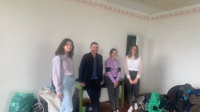Молодь Тернопільщини долучилася до придбання автомобіля для бійця ЗСУ
