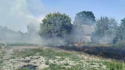 Пожежі в екосистемах у трьох районах Сумщини гасили рятувальники (ВІДЕО) Пожежі в екосистемах у трьох районах Сумщини гасили рятувальники (ВІДЕО)