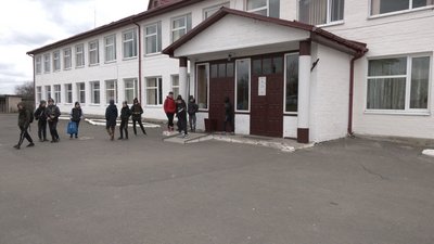Школа у Кідрах Школа у Кідрах