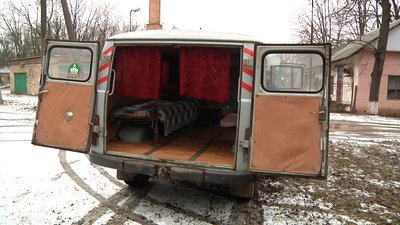 На Житомирщині жінка звинувачує лікарів у смерті батька На Житомирщині жінка звинувачує лікарів у смерті батька