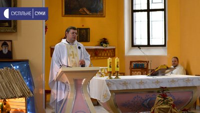У католицькому храмі в Сумах відзначають Різдво У католицькому храмі в Сумах відзначають Різдво