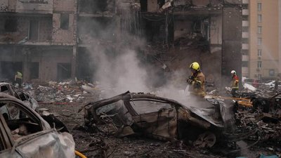 Наслідки російського обстрілу. Київ, 6 липня 2026 року