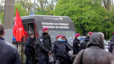 9 травня на Меморіалі Слави у Харкові — фоторепортаж 9 травня на Меморіалі Слави у Харкові — фоторепортаж