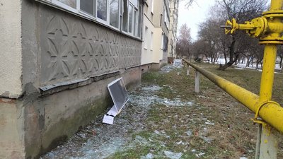 Троє травмованих, пошкоджені десяток багатоповерхівок — Артем Семеніхін про удар у Конотопі на Сумщині Троє травмованих, пошкоджені десяток багатоповерхівок — Артем Семеніхін про удар у Конотопі на Сумщині