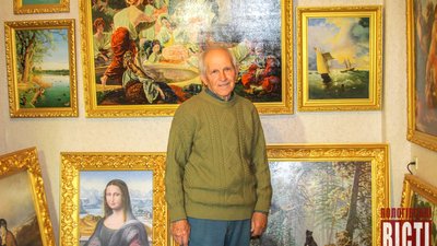 Пологівський художник створює копії всесвітньовідомих картин