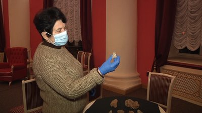 У Запорізькому краєзнавчому музеї готують виставку гіпсових троянд У Запорізькому краєзнавчому музеї готують виставку гіпсових троянд