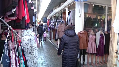 У Херсоні мітингували власники торгових точок, розташованих на ринках міста У Херсоні мітингували власники торгових точок, розташованих на ринках міста