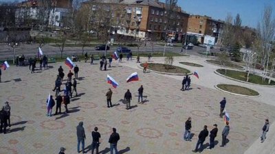 У Новій Каховці військові РФ організували проросійський мітинг
