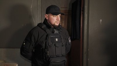 Кувалда, шокери та автомати: свідчення жителів Вовчанська, які пережили катування під час окупації Кувалда, шокери та автомати: свідчення жителів Вовчанська, які пережили катування під час окупації
