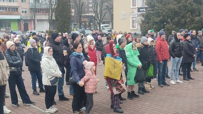 Акція "Гроші на ЗСУ" у Черкасах 16 березня Акція "Гроші на ЗСУ" у Черкасах 16 березня