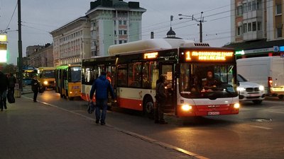 Офіційно: вартість проїзду у Рівному підвищили. Відколи й скільки треба платити