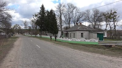 На Житомирщині на території Народицької громади триває розмінування та знищення боєприпасів На Житомирщині на території Народицької громади триває розмінування та знищення боєприпасів