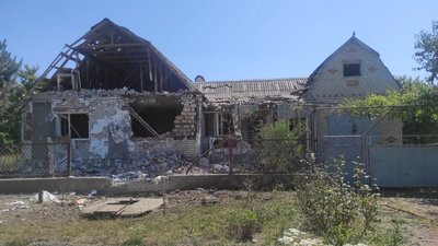 Зруйновані школи, садки, житлові будинки: попри обстріли Нововоронцовська громада відновлює інфраструктуру