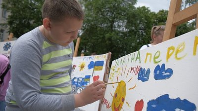 Німецький художник просто неба провів майстер-клас для вінничан і гостей міста Німецький художник просто неба провів майстер-клас для вінничан і гостей міста