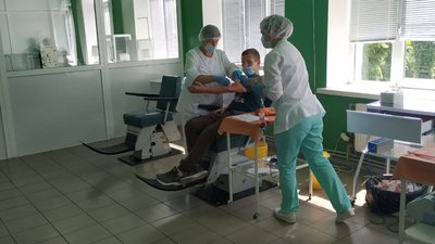 Донор зі стажем: за 30 років волинянин здав майже 200 літрів крові Донор зі стажем: за 30 років волинянин здав майже 200 літрів крові