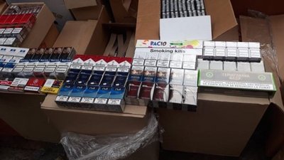 Понад 30 тисяч пачок цигарок на мільйон гривень: товар виявили у мешканця Одещини
