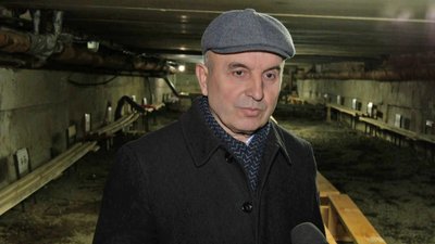 Директор гімназії №3 Луцька Віктор Савчук Директор гімназії №3 Луцька Віктор Савчук