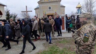 На Тернопільщині попрощалися з двома бійцями На Тернопільщині попрощалися з двома бійцями