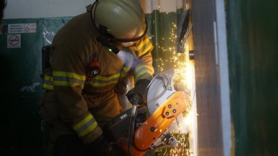 Наслідки удару по центру Харкова 5 лютого: фото