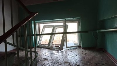 Місто обстрілюють щодня: як живуть люди у Сєвєродонецьку Місто обстрілюють щодня: як живуть люди у Сєвєродонецьку
