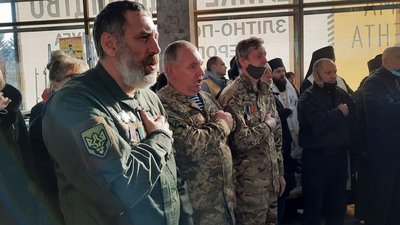 На Херсонщині вшанували захисників Донецького аеропорту На Херсонщині вшанували захисників Донецького аеропорту