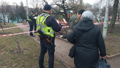 Загинув від вибуху гранати. Поліція Києва розслідує обставини смерті чоловіка Загинув від вибуху гранати. Поліція Києва розслідує обставини смерті чоловіка
