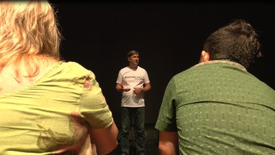 "Лишатися (не) можна": херсонські актори показали в Черкасах виставу на реальних подіях "Лишатися (не) можна": херсонські актори показали в Черкасах виставу на реальних подіях