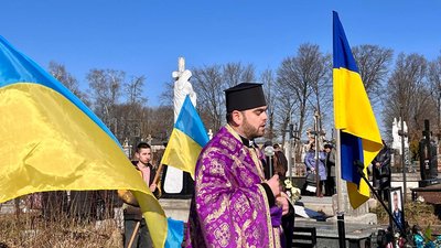 Мріяв про небо з дитинства: спогади про льотчика Олександра Корпана Мріяв про небо з дитинства: спогади про льотчика Олександра Корпана